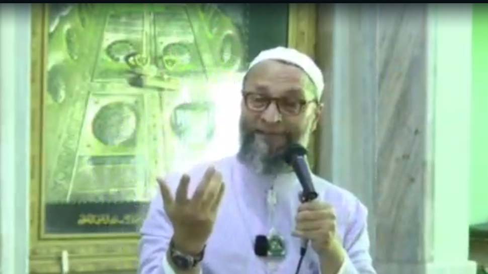 "संविधान और कानून का एनकाउंटर है ये; क्या जुनैद के कातिलों का भी होगा एनकांउटर ?" "संविधान और कानून का एनकाउंटर है ये; क्या जुनैद के कातिलों का भी होगा एनकांउटर ?"