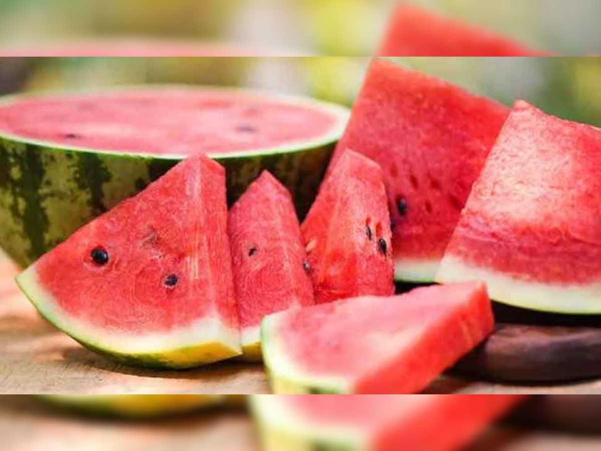 Watermelon Benefits: इन गर्मियों में खूब खाएं तरबूज, मिलेंगे एक साथ इतने फायदे, जानिए