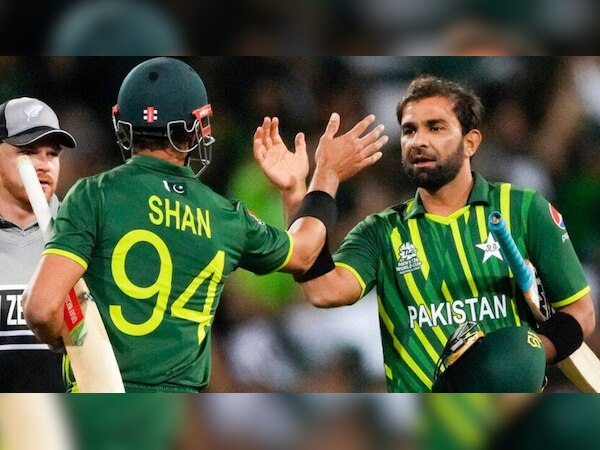 PAK vs NZ Dream11 Prediction: इन प्लेयर्स पर जताएं भरोसा! जानें टीम और पिच रिपोर्ट