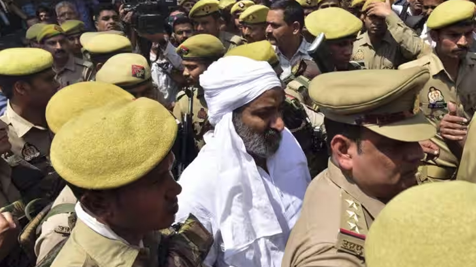 अल्लाह की चीज थी अल्लाह ने ले ली, असद के एनकाउंटर पर चाचा का रिएक्शन अल्लाह की चीज थी अल्लाह ने ले ली, असद के एनकाउंटर पर चाचा का रिएक्शन