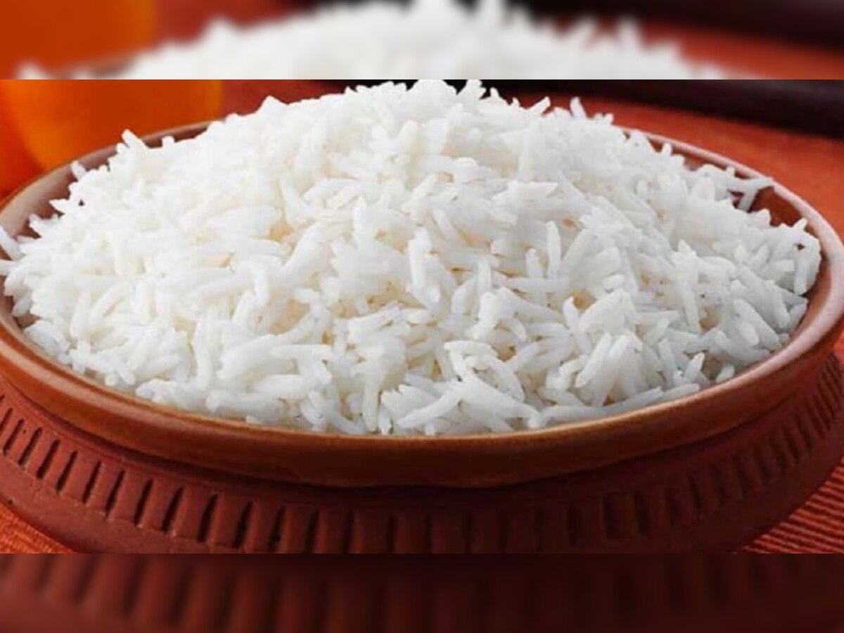 Health Benefits: चावल खाने से पहलें जान लें फायदे और नुकसान, जानिए कब करें सेवन