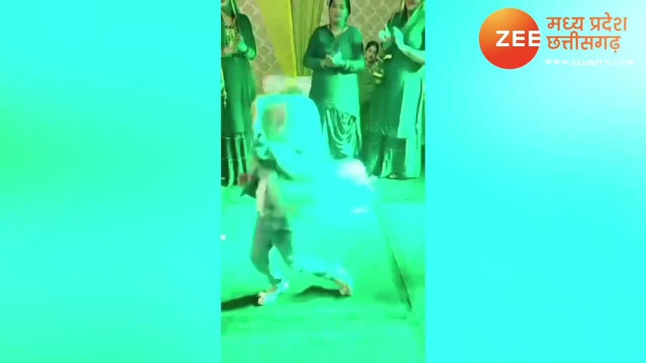 Little girl amazing dance on haryanvi song chatak matak gaj ka daman