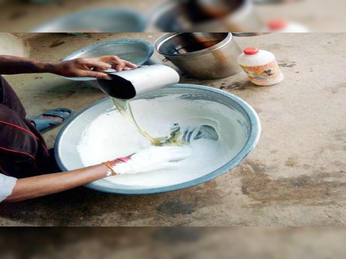 Milawati Doodh: कहीं आप भी तो नहीं पी रहे यूरिया वाला दूध? किडनी-लिवर हो जाएंगे खराब; इन आसान तरीकों से कर लें मिलावट का पता 