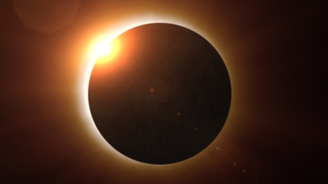 Surya Grahan 2023: दो दिन बाद लगने वाला है साल का पहला सूर्य ग्रहण, इन राशियों पर पड़ेगा प्रभाव 