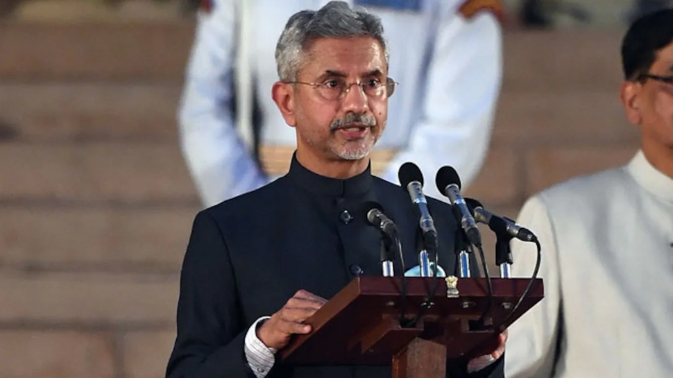 सूडान में फंसे 30 आदिवासी भारतीय, जयशंकर ने सिद्धरमैया से कहा राजनीति न करें सूडान में फंसे 30 आदिवासी भारतीय, जयशंकर ने सिद्धरमैया से कहा राजनीति न करें