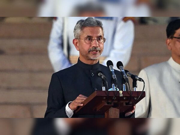 सूडान में फंसे 30 आदिवासी भारतीय, जयशंकर ने सिद्धरमैया से कहा राजनीति न करें 