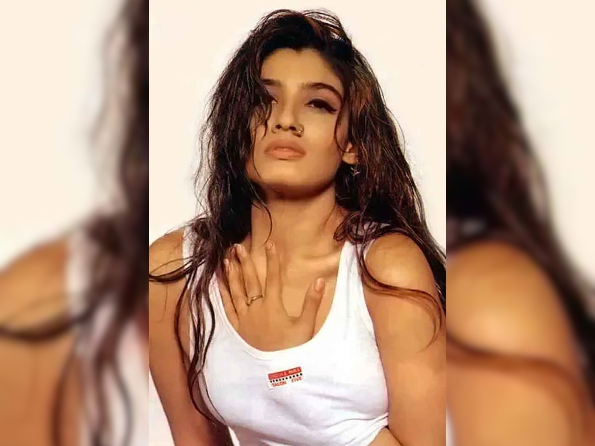 Bold photoshoot of bollywood celebs Mamta Kulkarni went topless, Aditya  Pancholi, Jackie Shroff nude| 90s Bold Photoshoot: ना जैकी थे किसी से कम तो  चंकी ने भी खूब दिखाए जलवे, आदित्य पांचोली