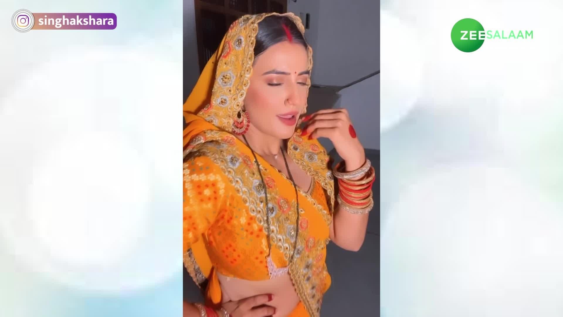 Bhojpuri Actress Akshara Singh In Yellow Saree And Red Chodi Looks Like Bihari Dulhan Akshara 1663