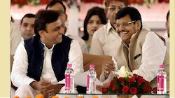सपा की स्टार प्रचारकों की लिस्ट से आजम खान और रामगोपाल यादव बाहर, पढ़ें पूरी LIST