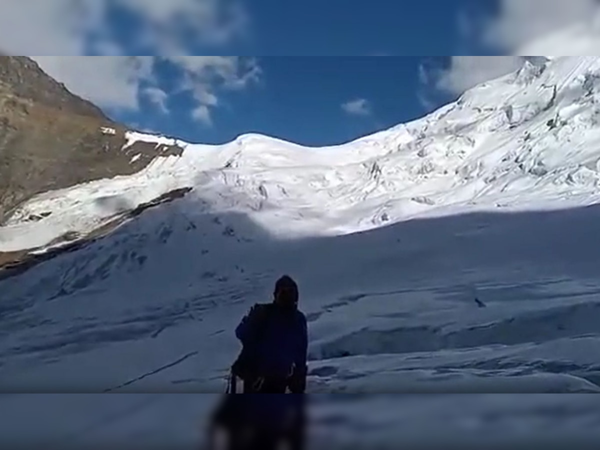 गंगोत्री में ऊंचाई वाले क्षेत्रों में एवलांच की संभावना, गोमुख ट्रैक पर पर्यटकों के आगमन पर लगी रोक