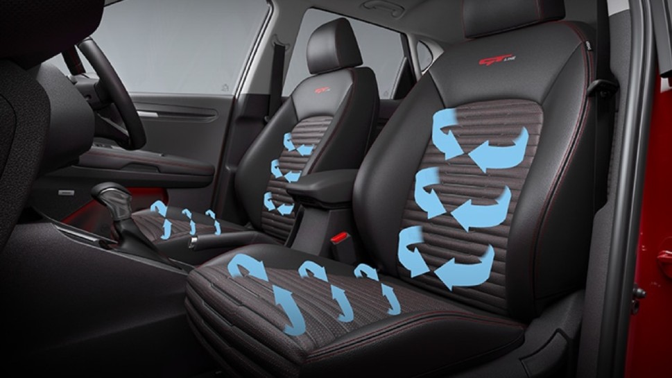 Cheapest Car with ventilated AC seats Tata Nexon to Maruti Suzuki XL6 इन 3 कारों की सीटों में