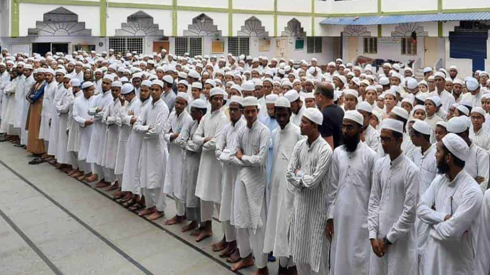 UP Madarsa Board Exam 2023: मदरसा बोर्ड इम्तिहान की तारीखों का हुआ ऐलान, यहां करें चेक UP Madarsa Board Exam 2023: मदरसा बोर्ड इम्तिहान की तारीखों का हुआ ऐलान, यहां करें चेक