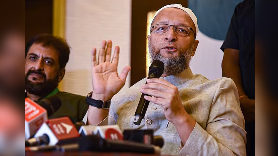 सरकार ही नहीं विपक्ष से भी नाराज हैं ओवैसी, इन पार्टियों को सुना दी खरी-खोटी सरकार ही नहीं विपक्ष से भी नाराज हैं ओवैसी, इन पार्टियों को सुना दी खरी-खोटी