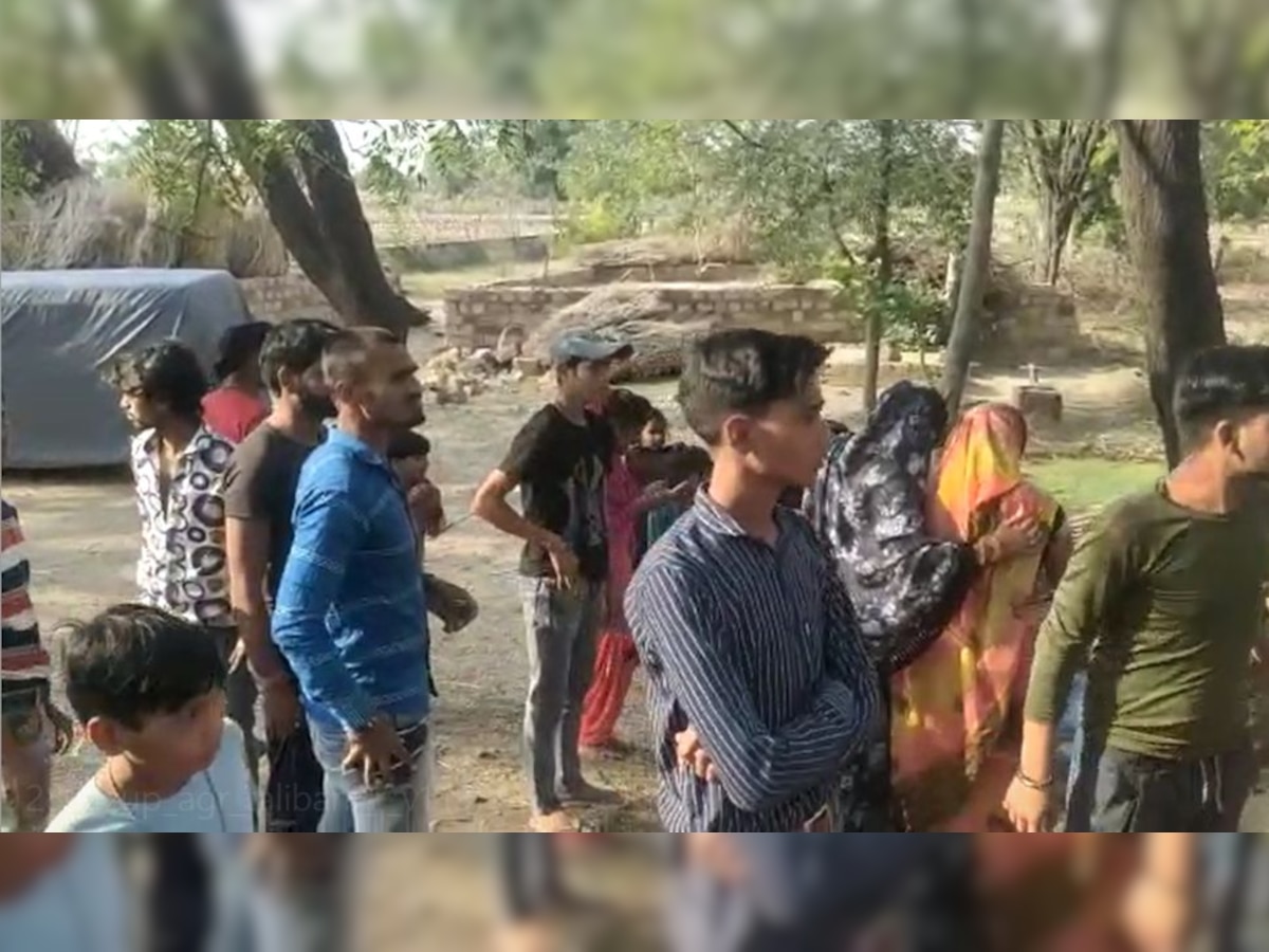 Agra: आगरा में छेड़छाड़ के आरोपी को मिली तालिबानी सजा, वीडियो वायरल होने के बाद जांच में जुटी पुलिस