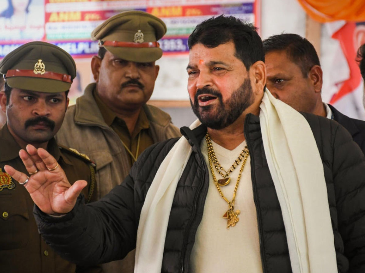 सुप्रीम कोर्ट में बेकफुट पर दिल्ली पुलिस, बृजभूषण के खिलाफ दर्ज होगी FIR सुप्रीम कोर्ट में बेकफुट पर दिल्ली पुलिस, बृजभूषण के खिलाफ दर्ज होगी FIR