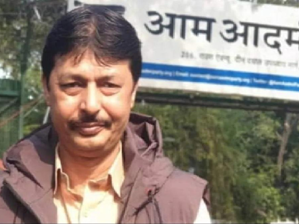 स्कूल प्रिंसिपल से बदतमीजी के मामले में अब्दुल रहमान दोषी, महिला से की छेड़छाड़ स्कूल प्रिंसिपल से बदतमीजी के मामले में अब्दुल रहमान दोषी, महिला से की छेड़छाड़