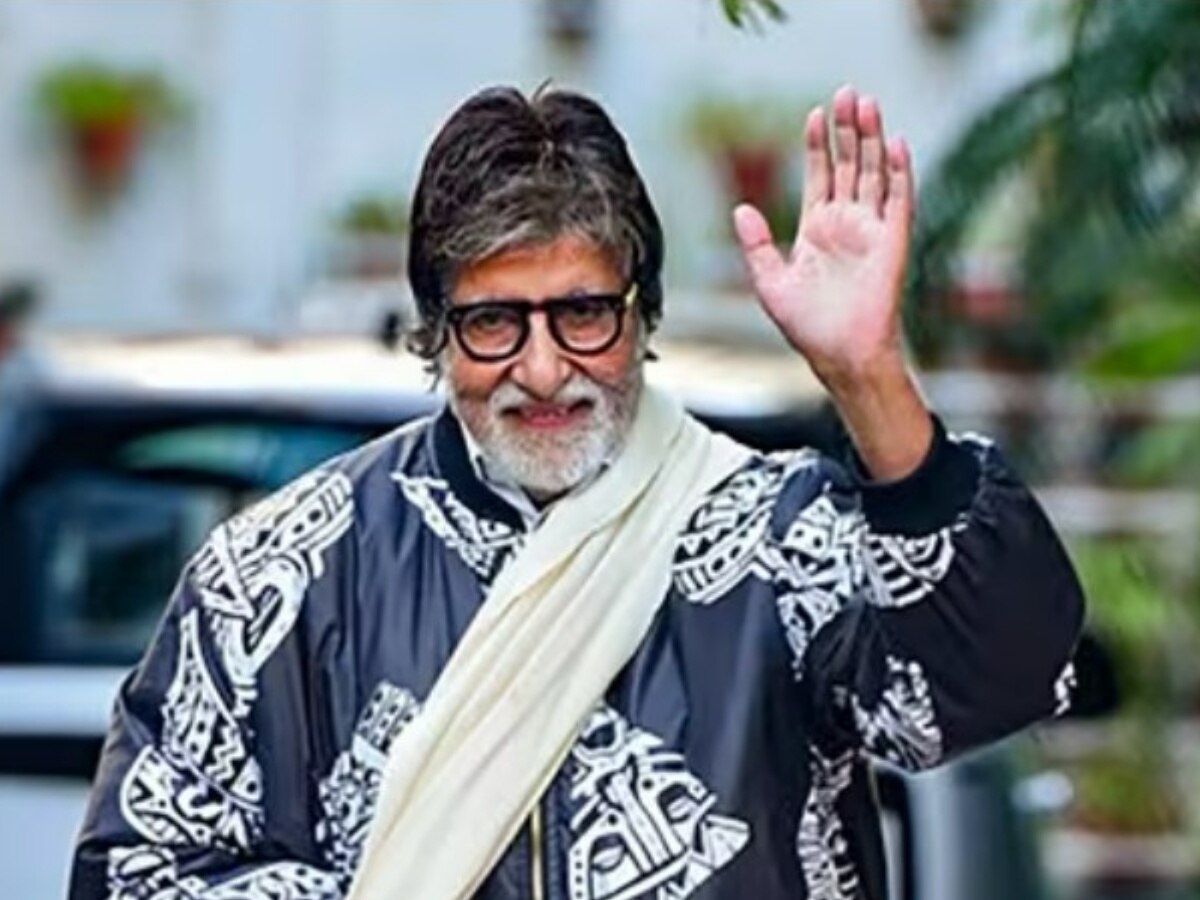 जलसा में फिर उमड़ी Amitabh Bachchan के फैंस की भीड़, एक्टर ने फोटो शेयर कर कही दिल की बात