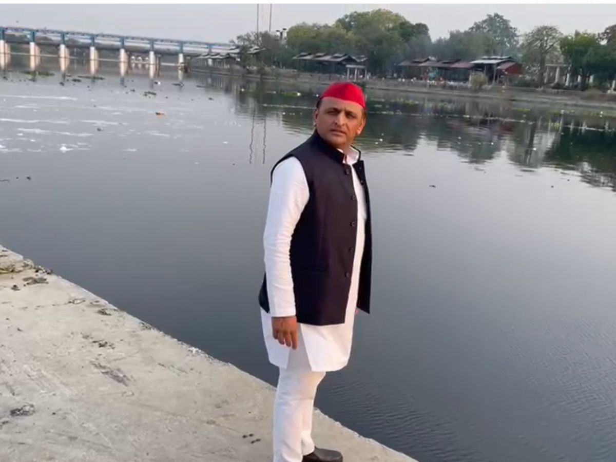 Akhilesh Yadav Gomti Front River 