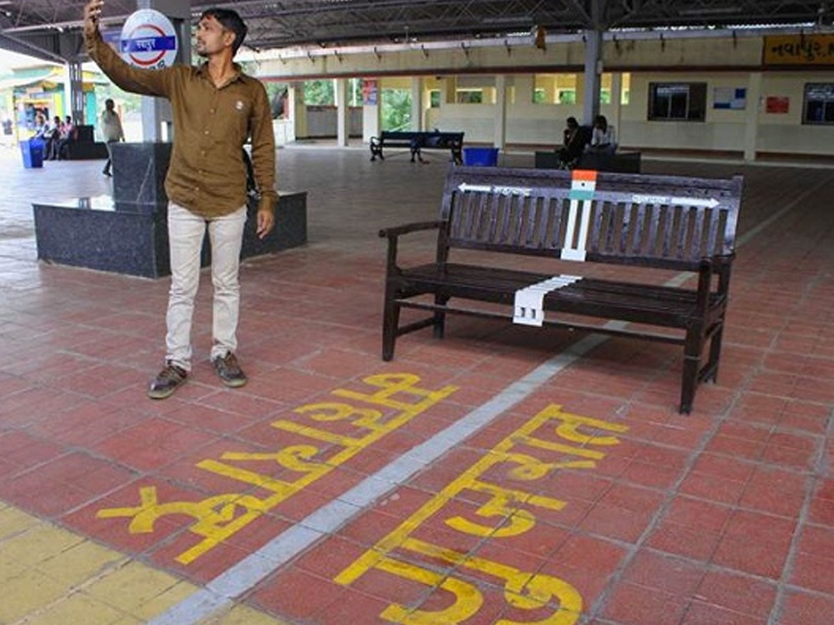 Unique Railway Station: देश का वो अनोखा रेलवे स्टेशन, जो बंटा है 2 राज्यों में; टिकट खिड़की गुजरात में, महाराष्ट्र में बैठते हैं स्टेशन मास्टर 