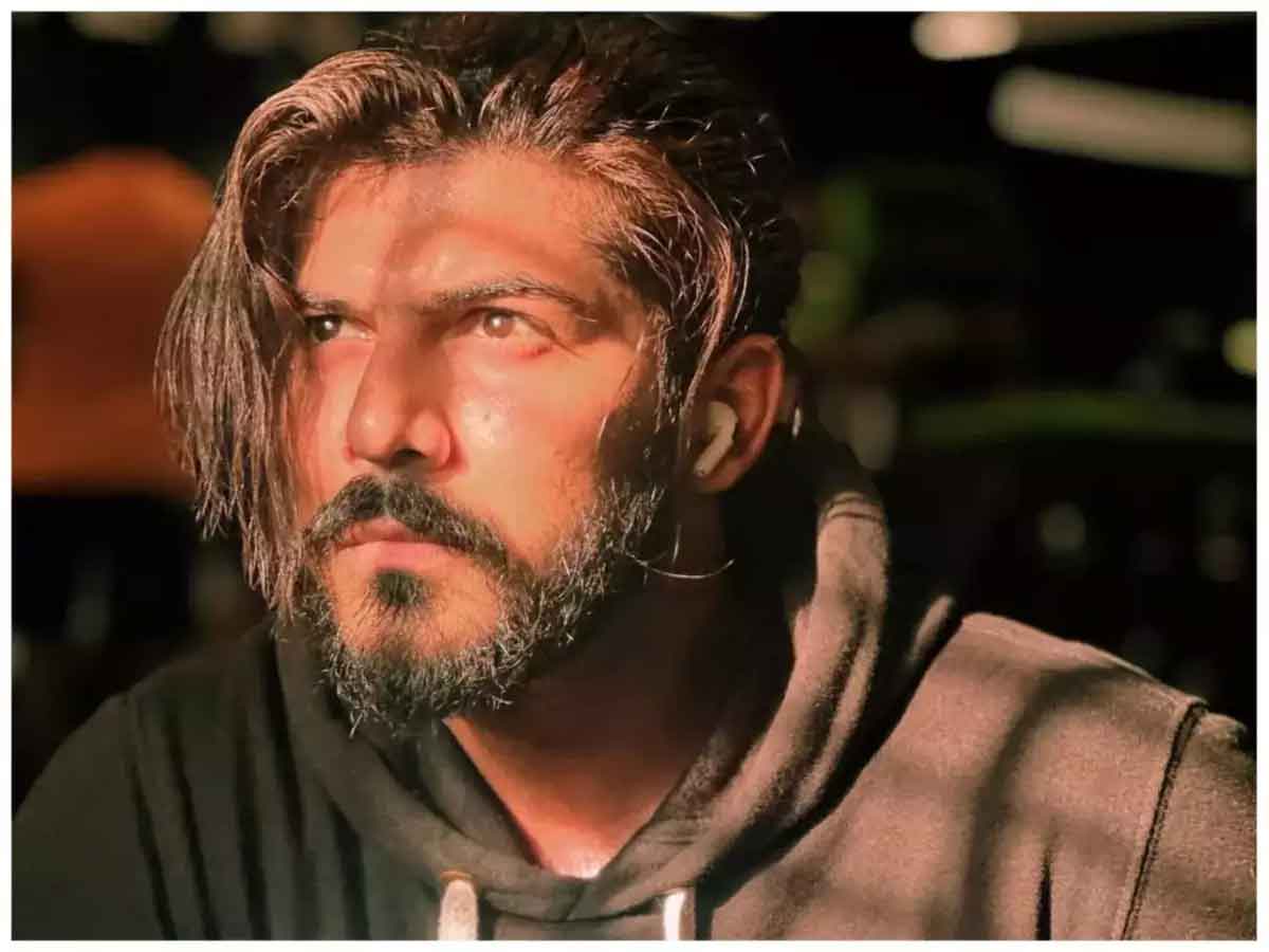 Sheezan Khan ready to participate in rohit shetty show khatron ke ...