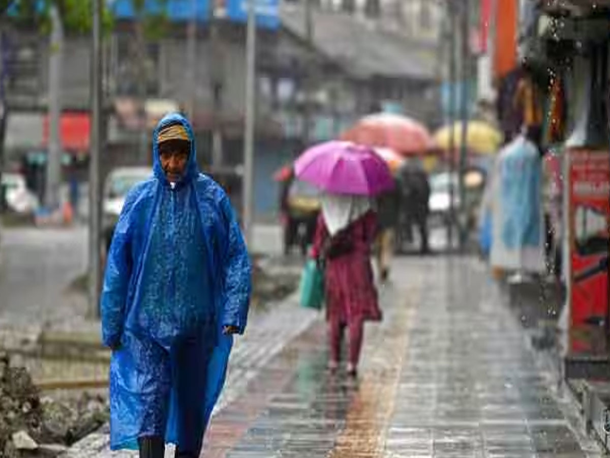 Delhi NCR Rain Update: मई में फिर लौट आई सर्दी, लोगों के निकले कंबल! जानें अगले 5 दिनों में कैसा रहने वाला है मौसम