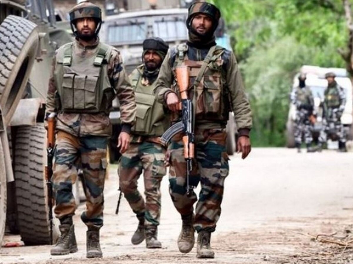 Jammu Kashmir: बारामूला एनकाउंटर में 2 आतंकवादी ढेर, आपत्तिजनक सामान भी बरामद