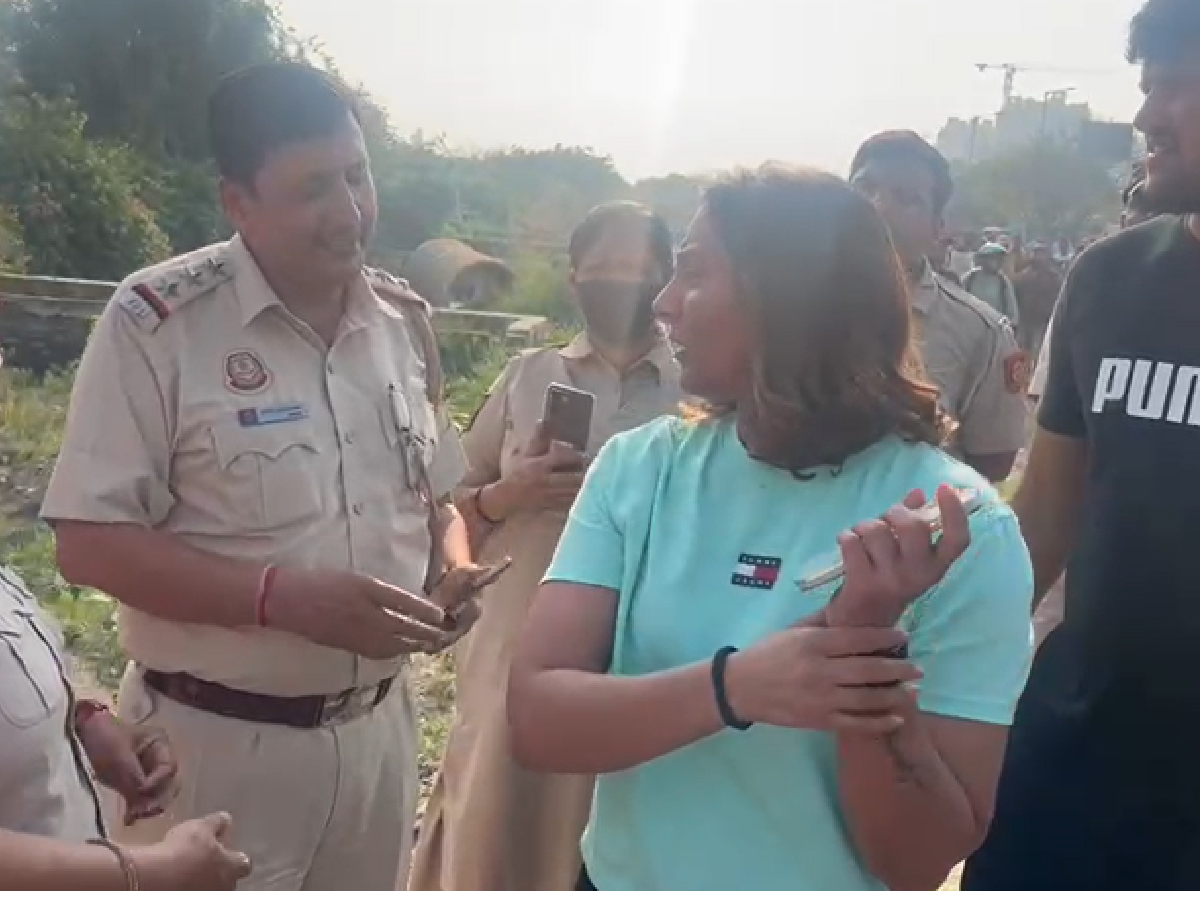 Singhu Border: जंतर-मंतर जाने से रोकने के लिए दिल्ली पुलिस ने रेसलर गीता फोगाट और पति को हिरासत में लिया