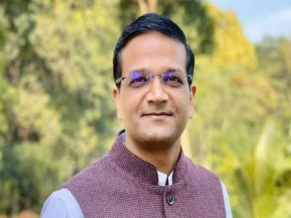 ED arrested IAS Chhavi Ranjan Land deal case | Jharkhand: जमीन घोटाले ...