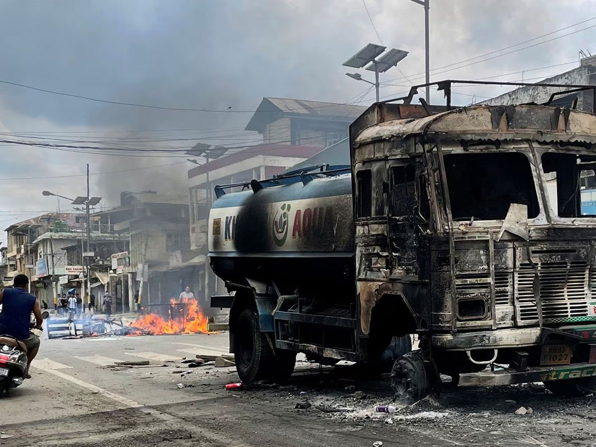 Manipur Violence Inside Story what is Nagas Kukis Meitei dispute | Manipur Violence: मणिपुर में क्यों मचा बवाल? क्या है नागा-कुकी और मैतेई विवाद, यहां समझिए पूरा मामला | Hindi News, देश