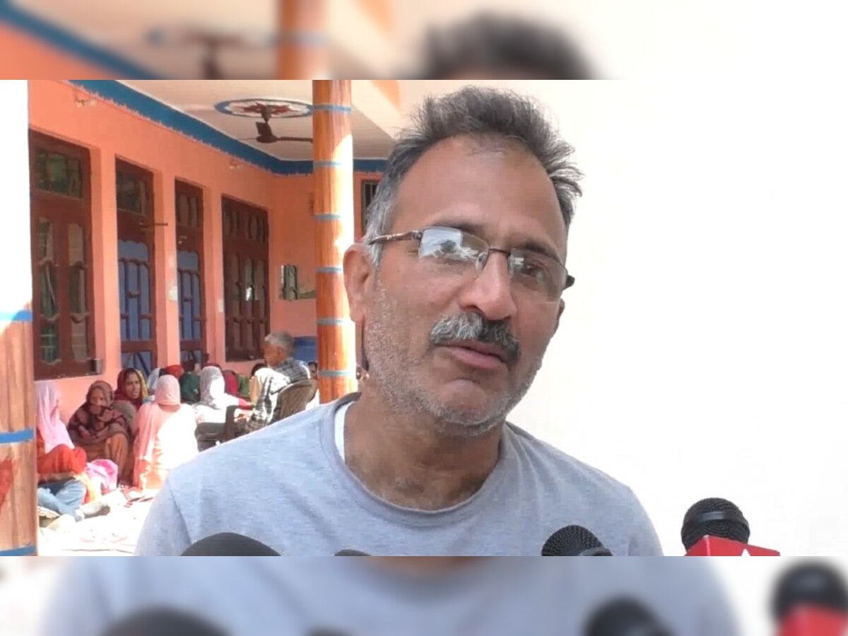 Rajouri Hadsa: सड़क मार्ग से लाया जा रहा कांगड़ा के शहीद अरविंद कुमार का पार्थिव शरीर 