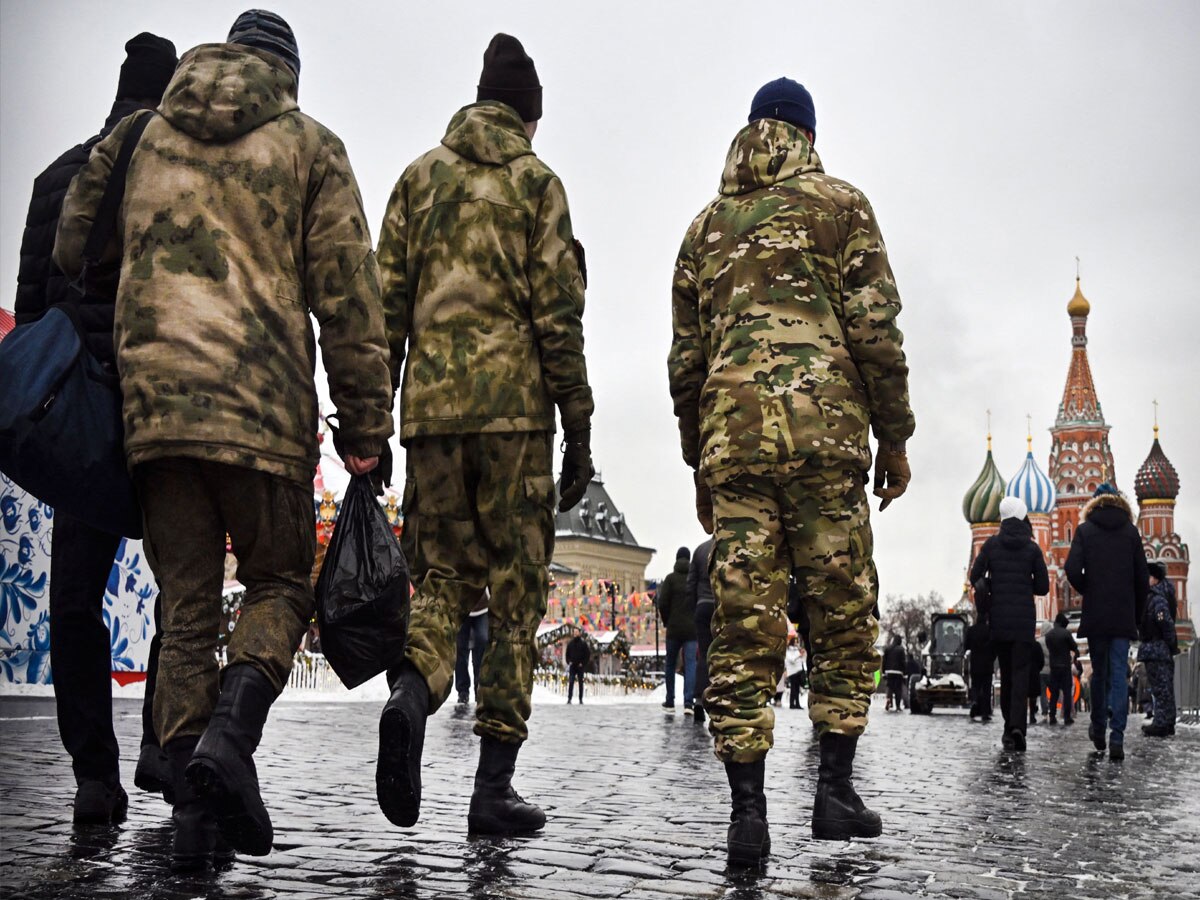 Russian Men Changing Gender to Prevent Ukraine war draft