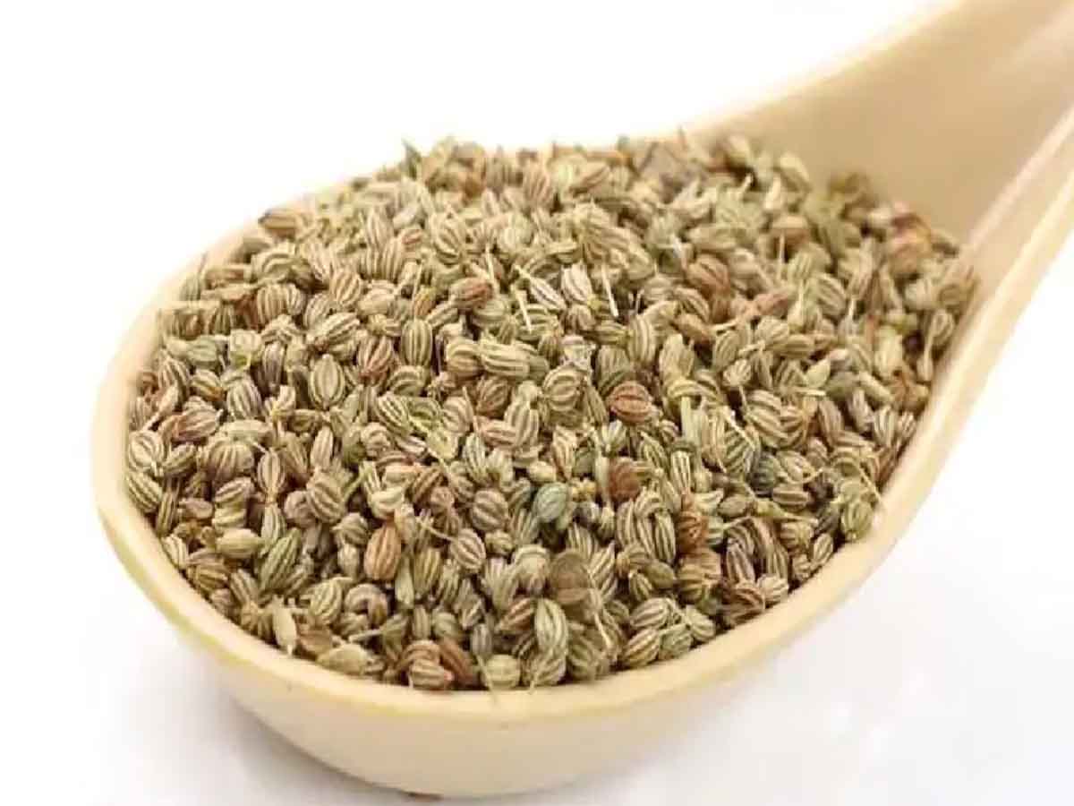benefits of eating Ajwain help in weight loss know how to Eat Ajwain ke fayde इस तरह कीजिए