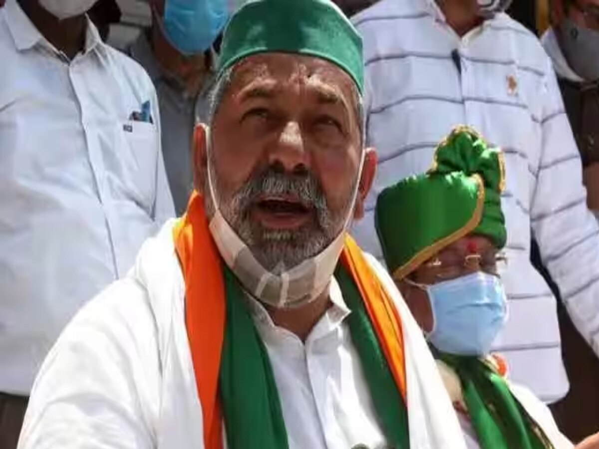 Jantar Mantar Wrestlers Protest Rakesh Tikait reached at protesting