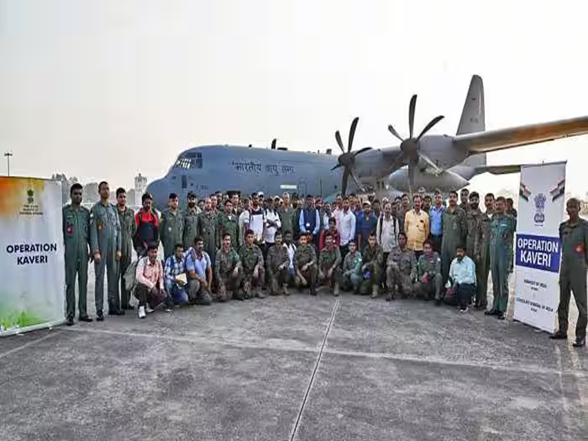 Operation Kaveri: कैसे सूडान में भारतीय दूतावास ने ऑपरेशन कावेरी को सफल बनाया Operation Kaveri: कैसे सूडान में भारतीय दूतावास ने ऑपरेशन कावेरी को सफल बनाया