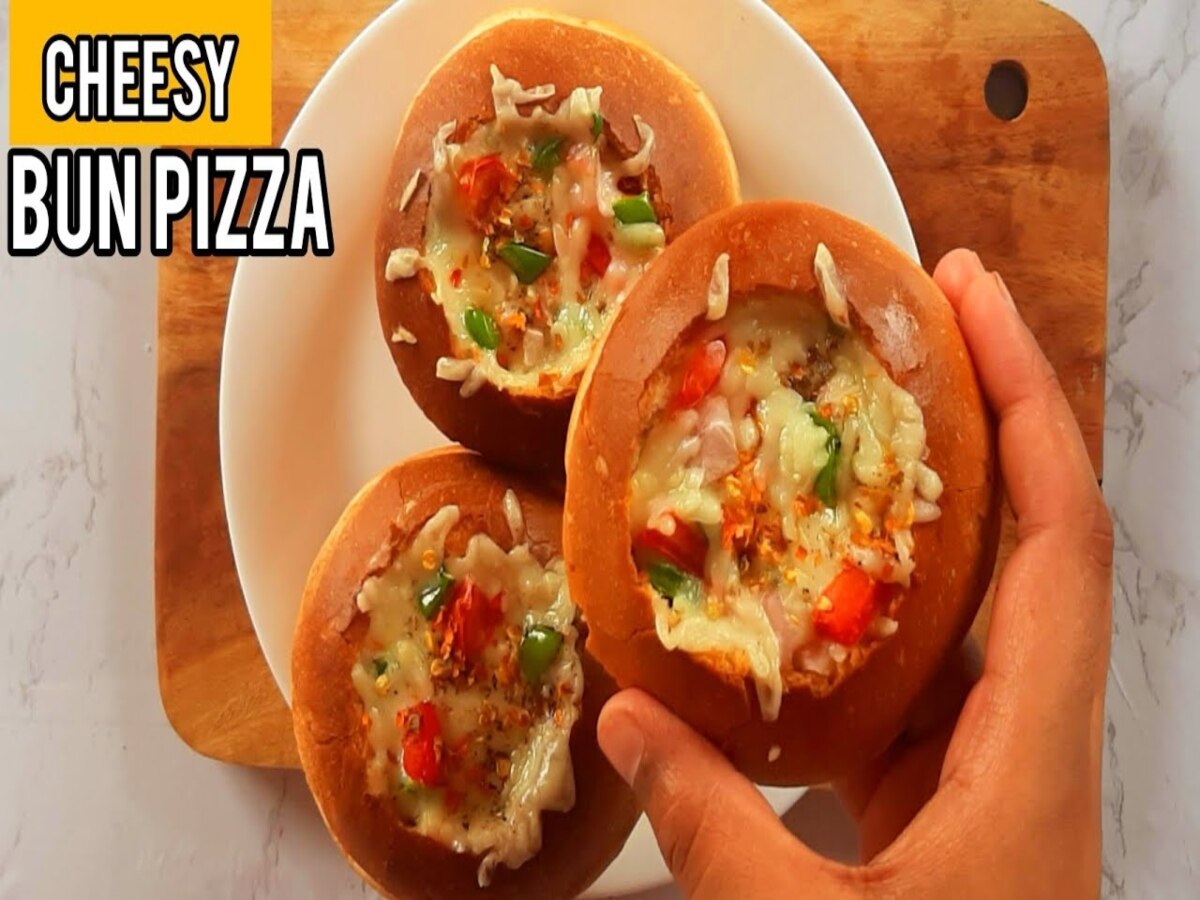 Delicious Snack: बच्चों को केवल 15 मिनट में बनाकर खिलाएं टेस्टी Bun Pizza, ये रही रेसिपी