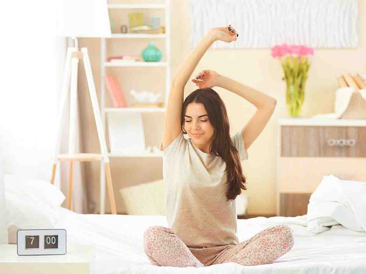 Morning Health Tips: ନକରାତ୍ମକ ଶକ୍ତିରୁ ବର୍ତ୍ତିବା ପାଇଁ ସକାଳୁ କରନ୍ତୁ ଏପରି କାମ, ଜୀବନ ହେବ ସୁଖଦପୂର୍ଣ୍ଣ
