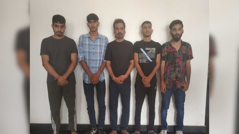 five accused arrested for cheating customers e commerce companies ...