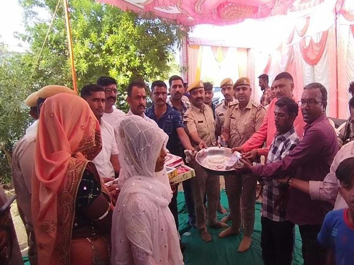 बांसवाड़ा: गढ़ी पुलिस ने सफाई कर्मचारी की बेटी का भरा मायरा, लोगों का खुशी से खिला चेहरा