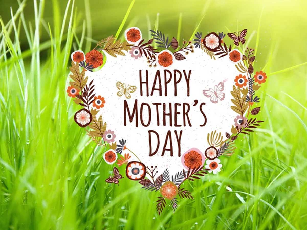 Mothers Day 2023: मदर्स-डे पर अपनी मां को गिफ्ट करें ये बेहतरीन तोहफे, मम्मी हो जाएंगी खुश