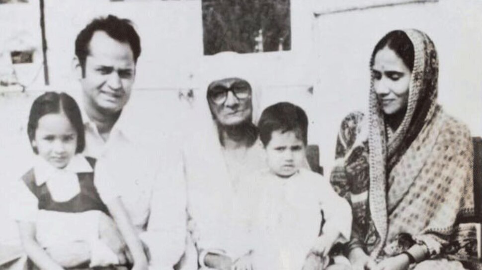 Ashok Gehlot remembers his mother on Mothers Day watch video Ashok Gehlot ने मातृदिवस पर अपनी