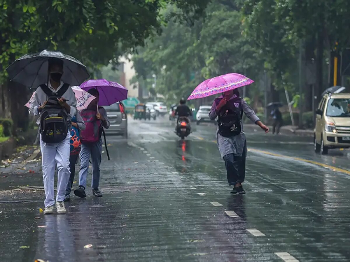 Weather Update: दिल्ली में फिर करवट लेगा मौसम, गरज के साथ छींटे पड़ने का अनुमान