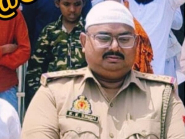 Sitapur Kotwal controversial photo viral put mesh cap of Muslim ...