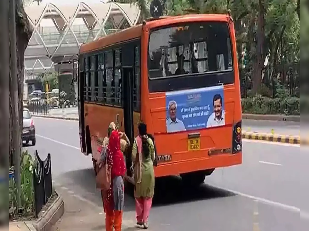 DTC Bus ड्राइवर पर एक्शन के बाद सामने आई महिलाओं की प्रतिक्रया, CM केजरीवाल के लिए कही ये बात