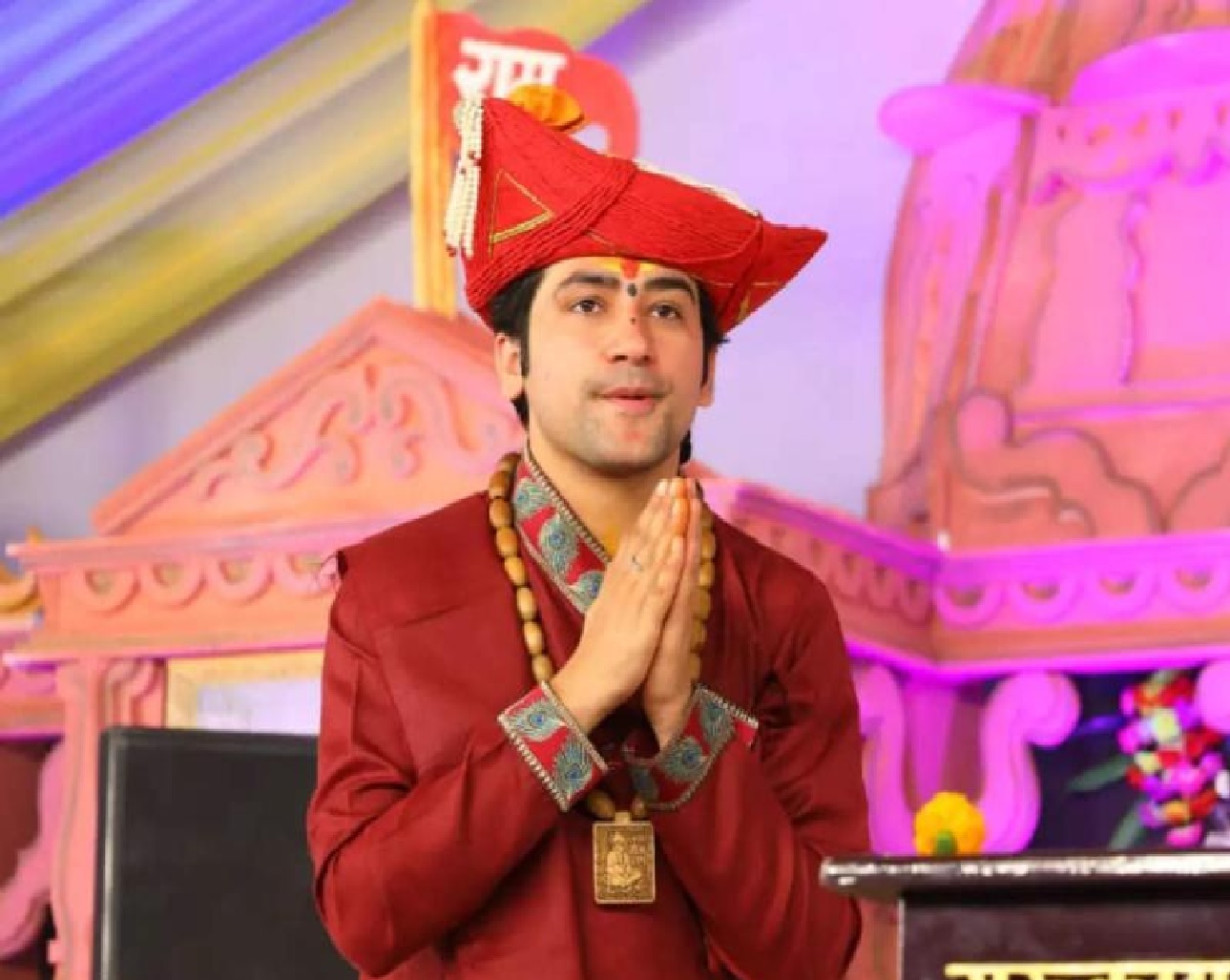 Dhirendra Shastri: धीरेंद्र कृष्ण शास्त्री को मध्यप्रदेश सरकार ने दिया Y कैटेगरी की सुरक्षा