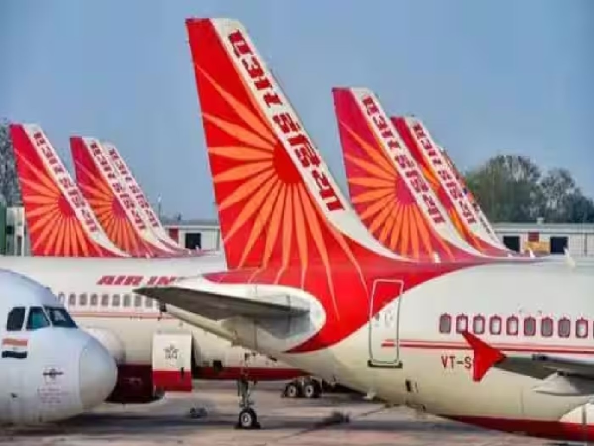 Delhi News: पायलट्स के खिलाफ एयर इंडिया ने अपनाया सख्त रुख, कहा- हमारे यहां कोई मान्यता प्राप्त यूनियन नहीं