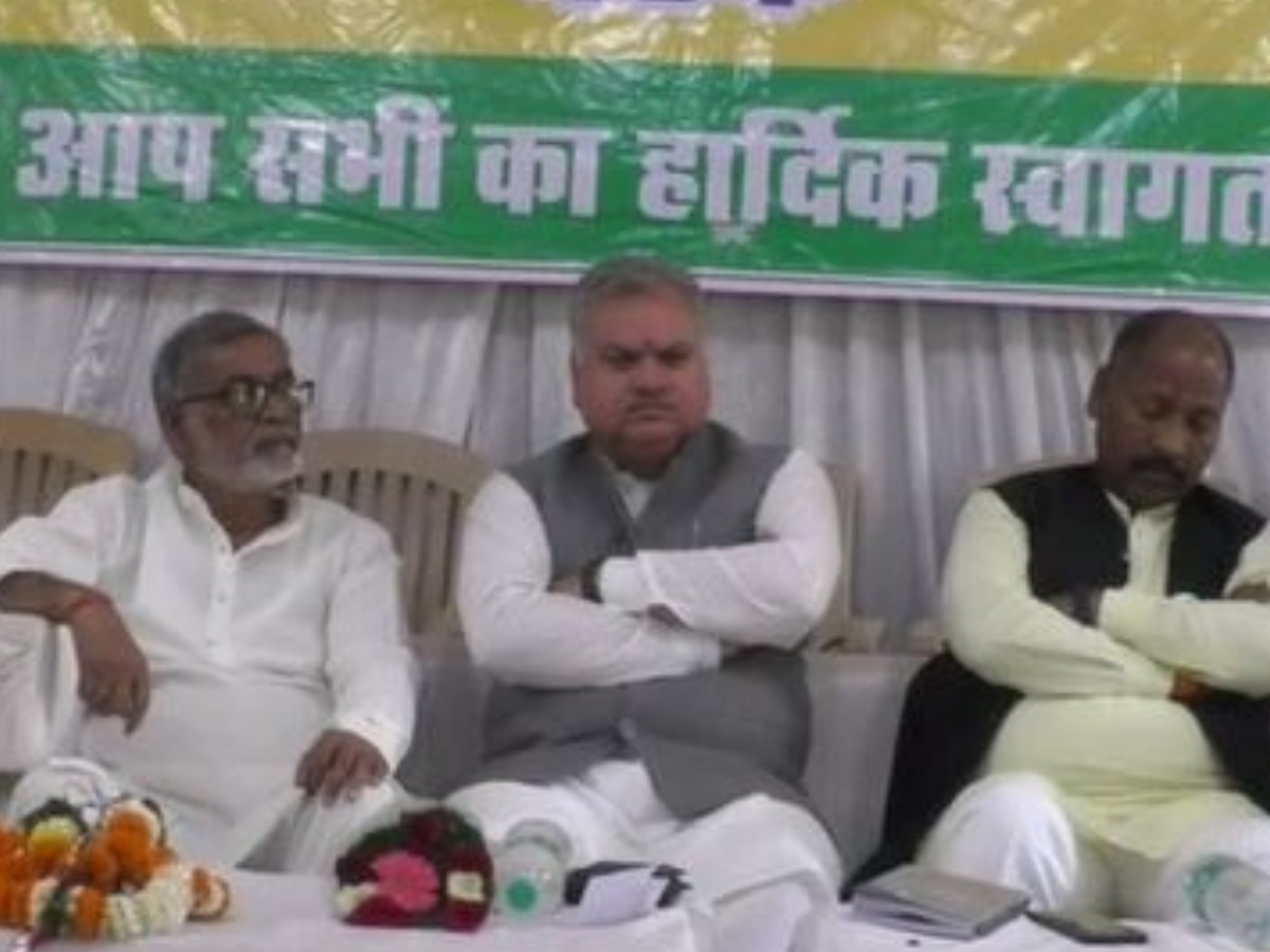 Chhattisgarh Assembly Election: बागियों के जरिए सत्ता में वापसी करने में जुटी बीजेपी, पार्टी में शामिल किए कई निष्कासित नेता 