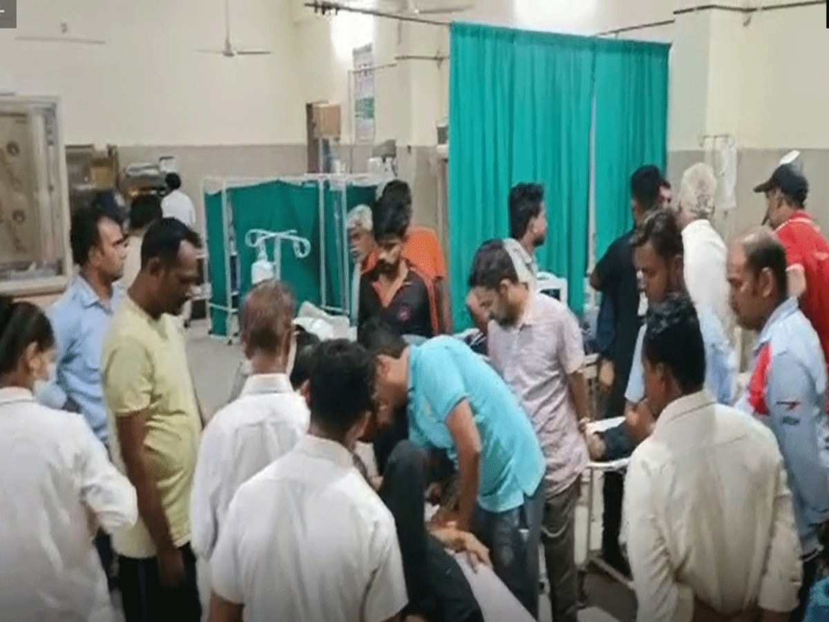 Shajapur News: मुस्लिम लड़की से पुलिस वाला करता था प्यार; इनकार पर लड़की और उसके पिता को मारी गोली Shajapur News: मुस्लिम लड़की से पुलिस वाला करता था प्यार; इनकार पर लड़की और उसके पिता को मारी गोली