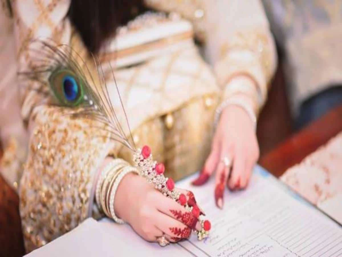 झूठी शानो-शौकत में उड़ाते पैसे