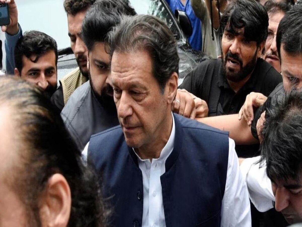 Imran Khan Party Banned: पाक में खत्म हो जाएगा इमरान और उनकी पार्टी का वजूद? मिनिस्टर का ऐलान