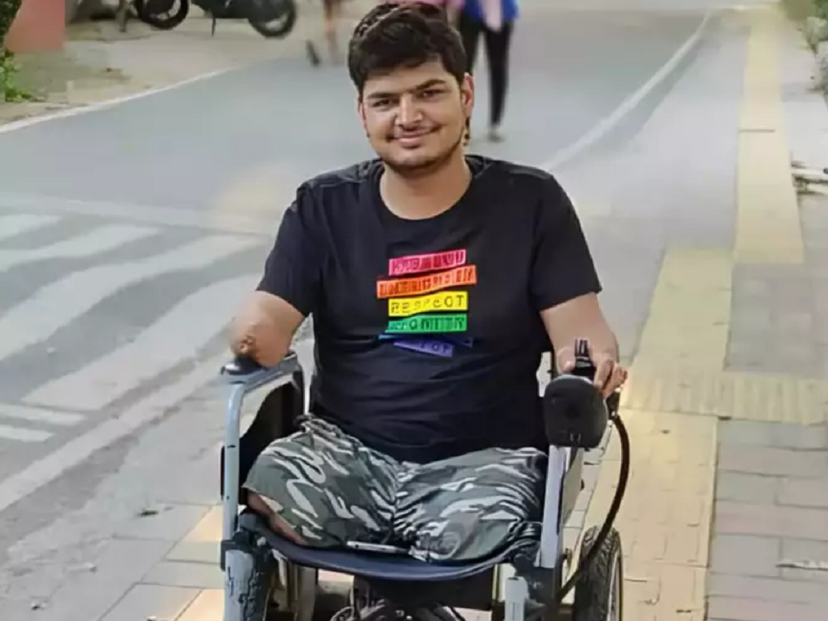 Suraj Tiwari: ଟ୍ରେନ୍ ଦୁର୍ଘଟଣାରେ କଟି ଯାଇଥିଲା ହାତ ଓ ଗୋଡ, ବର୍ତ୍ତମାନ ୟୁପିଏସି ରେଜଲ୍ଟ ଆସିବା ପରେ ସୁରଜଙ୍କୁ ସଲାମ କରୁଛି ଦୁନିଆ